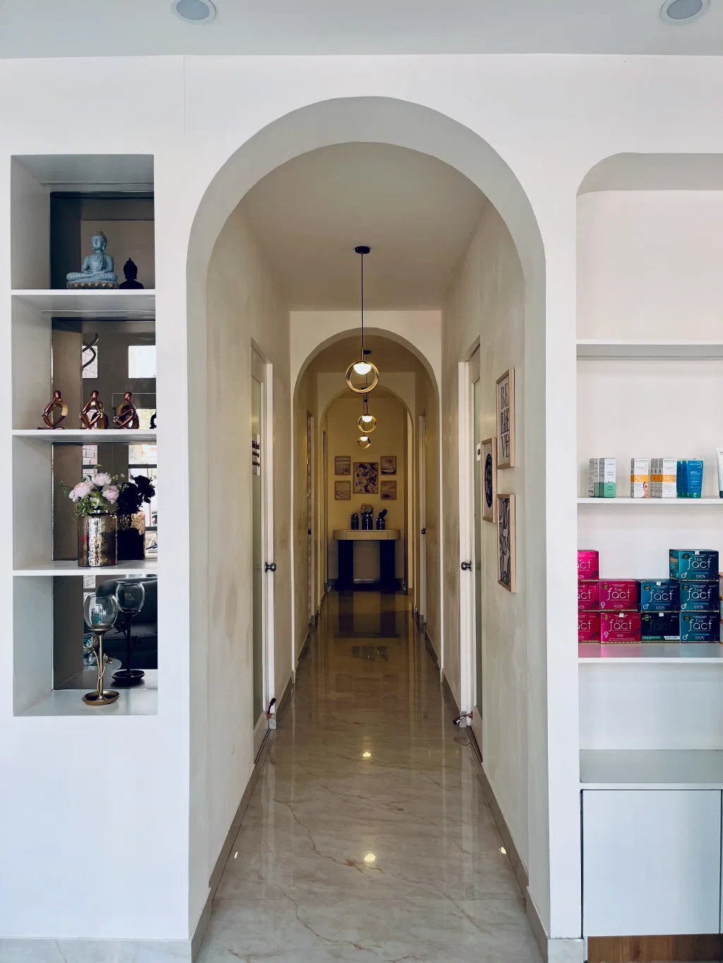 The white corridor to the treatment rooms